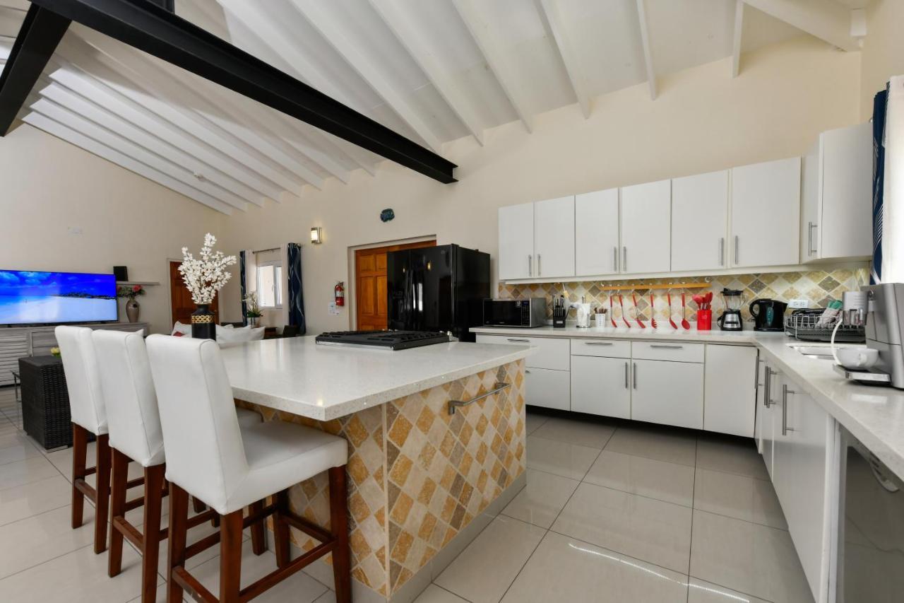 Villa Swiss Paradise With Private Pool Palm Beach Bagian luar foto