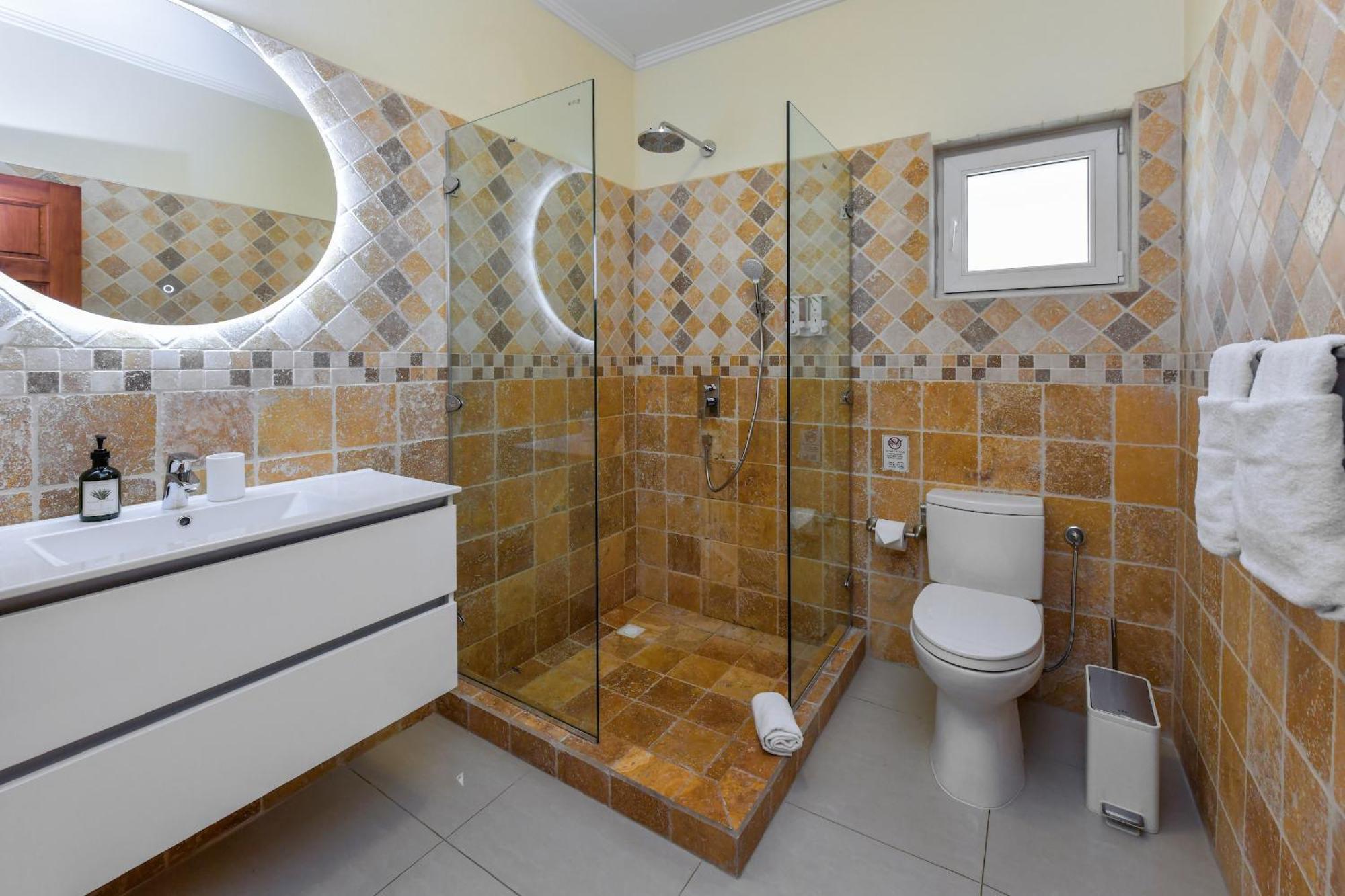 Villa Swiss Paradise With Private Pool Palm Beach Bagian luar foto