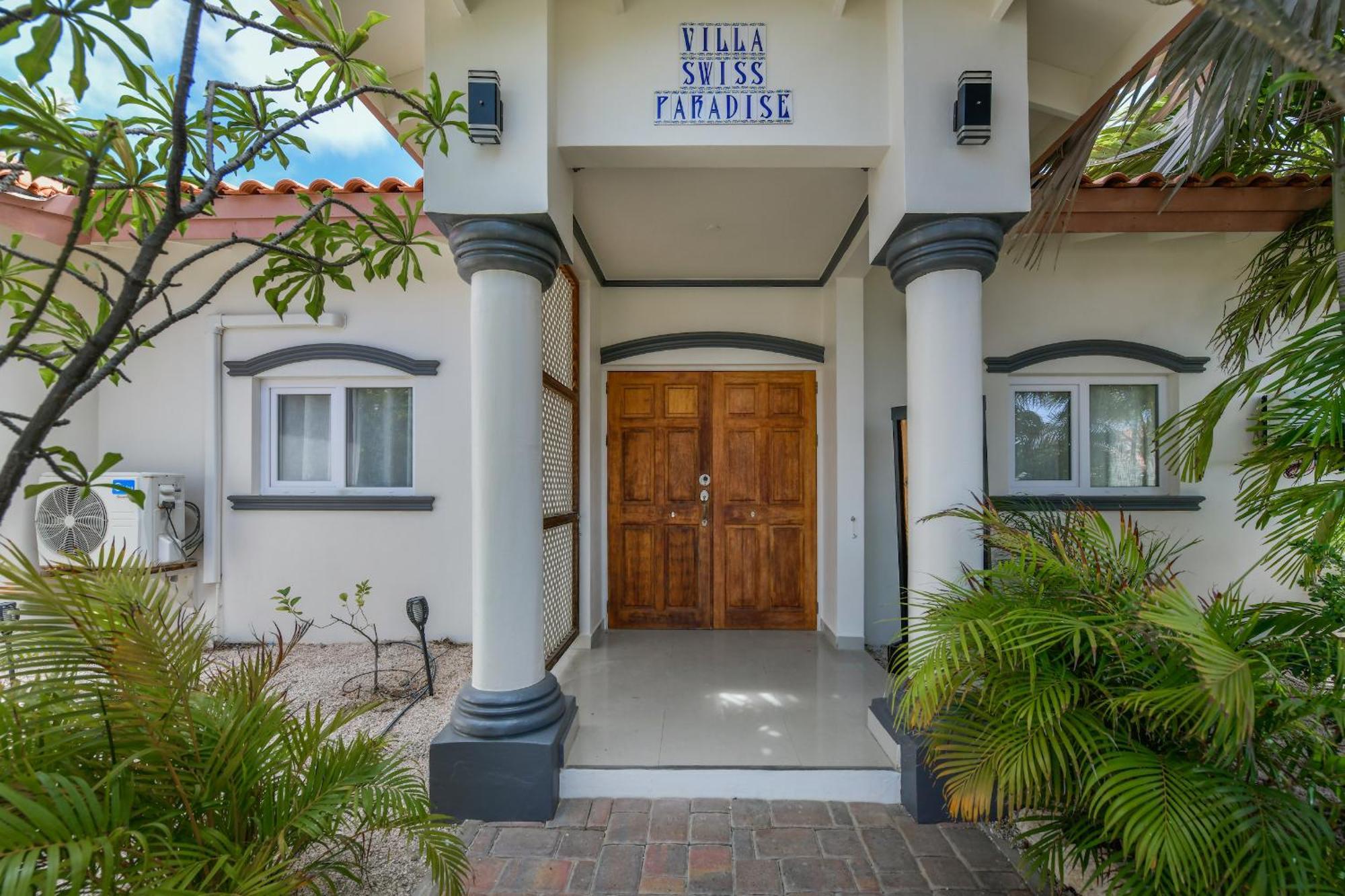 Villa Swiss Paradise With Private Pool Palm Beach Bagian luar foto